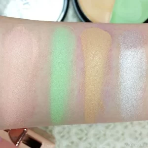 پالت اصلاح رنگ صورت کاورال از برند wet n wild