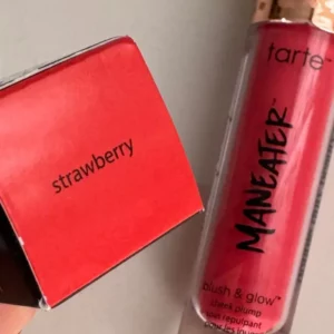 رژگونه مایع حجم دهنده maneater™ تارت